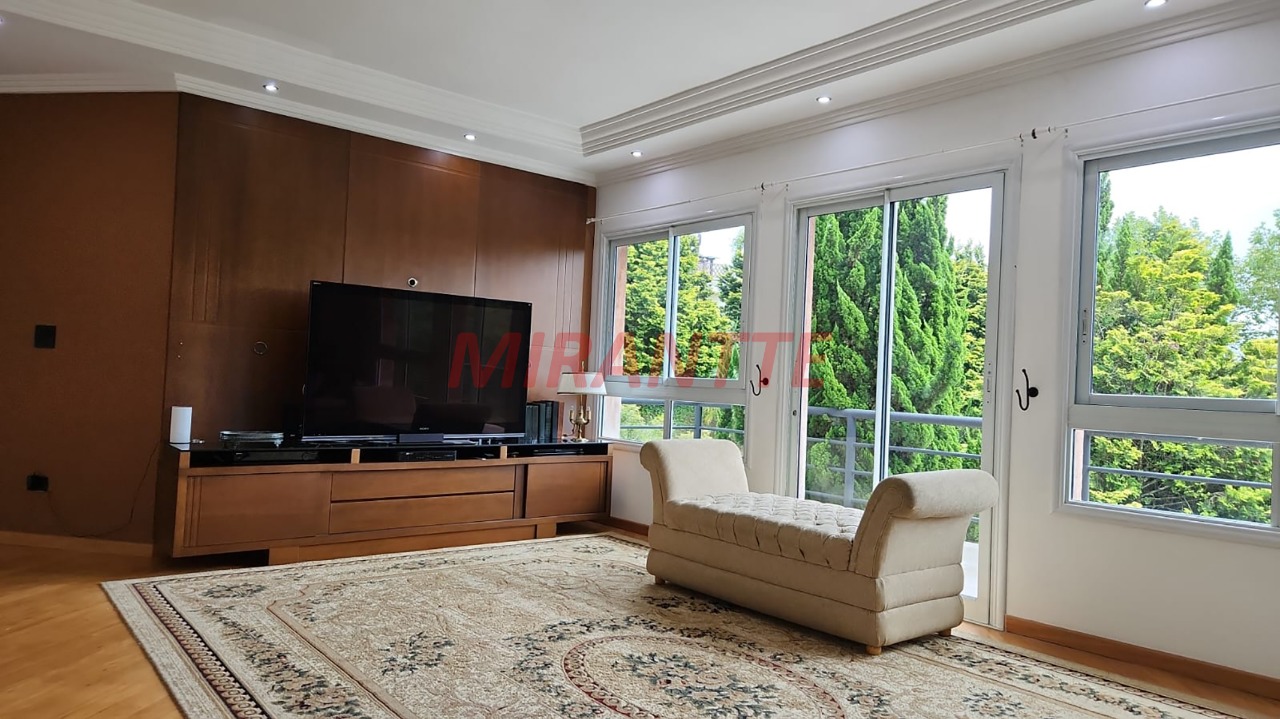Cond. fechado de 880m² com 6 quartos em Roseira