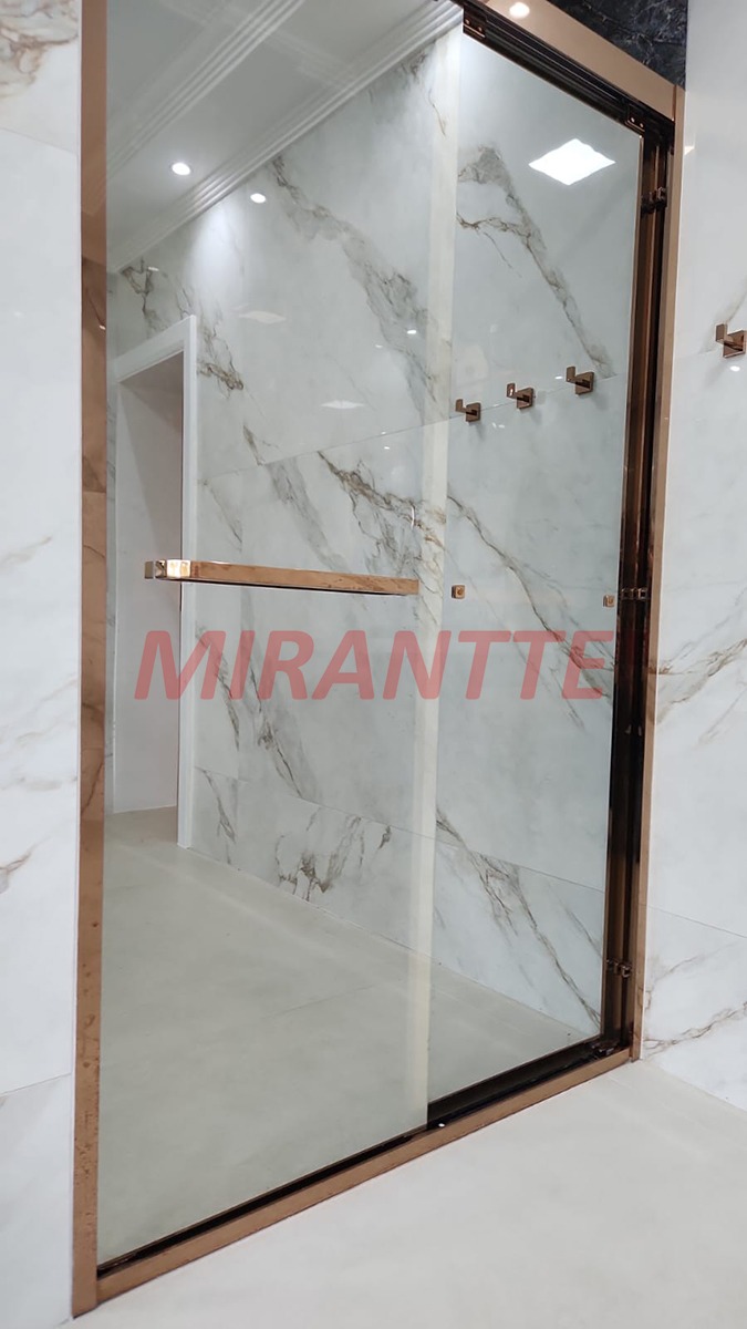 Cond. fechado de 880m² com 6 quartos em Roseira