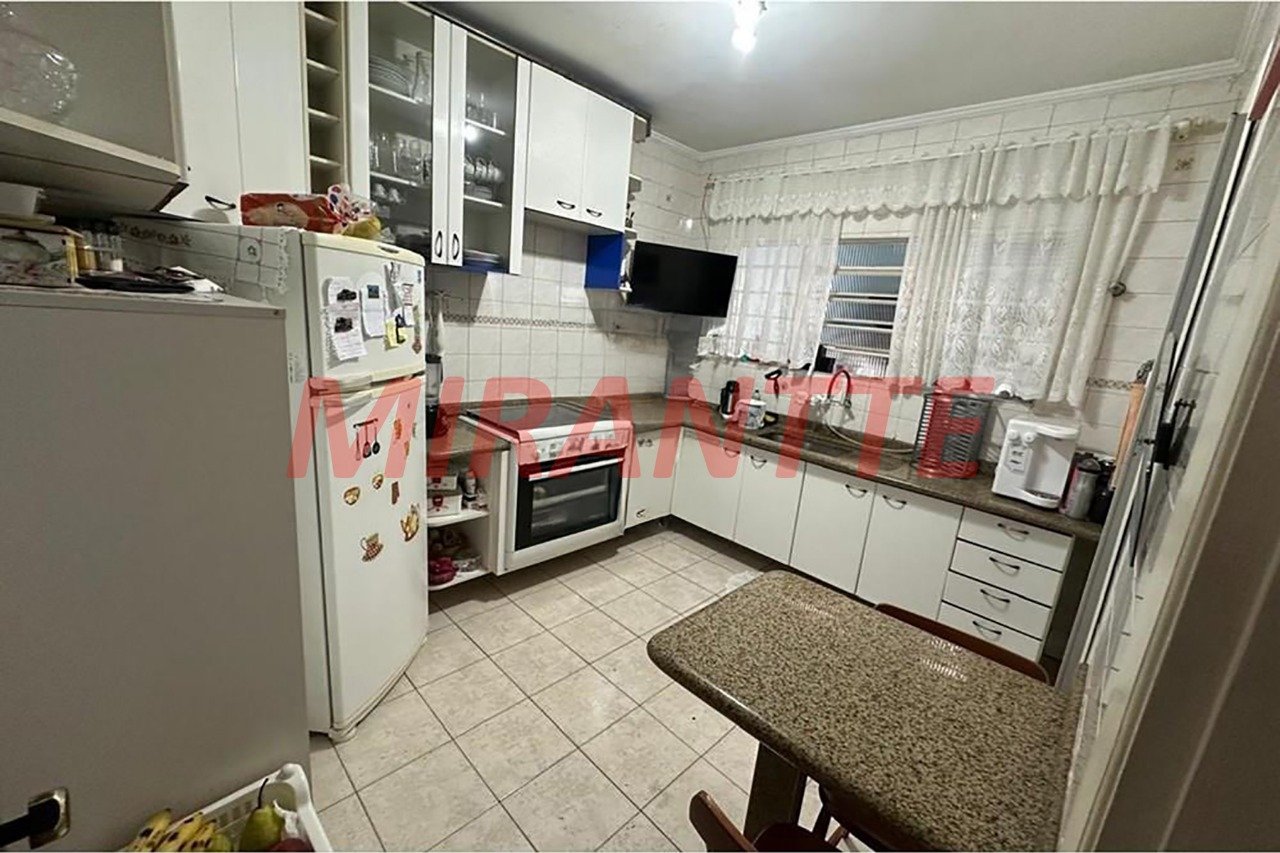 Casa terrea de 250m² com 3 quartos em residencial