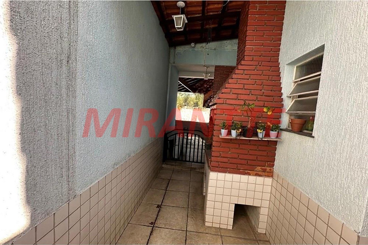 Casa terrea de 250m² com 3 quartos em residencial