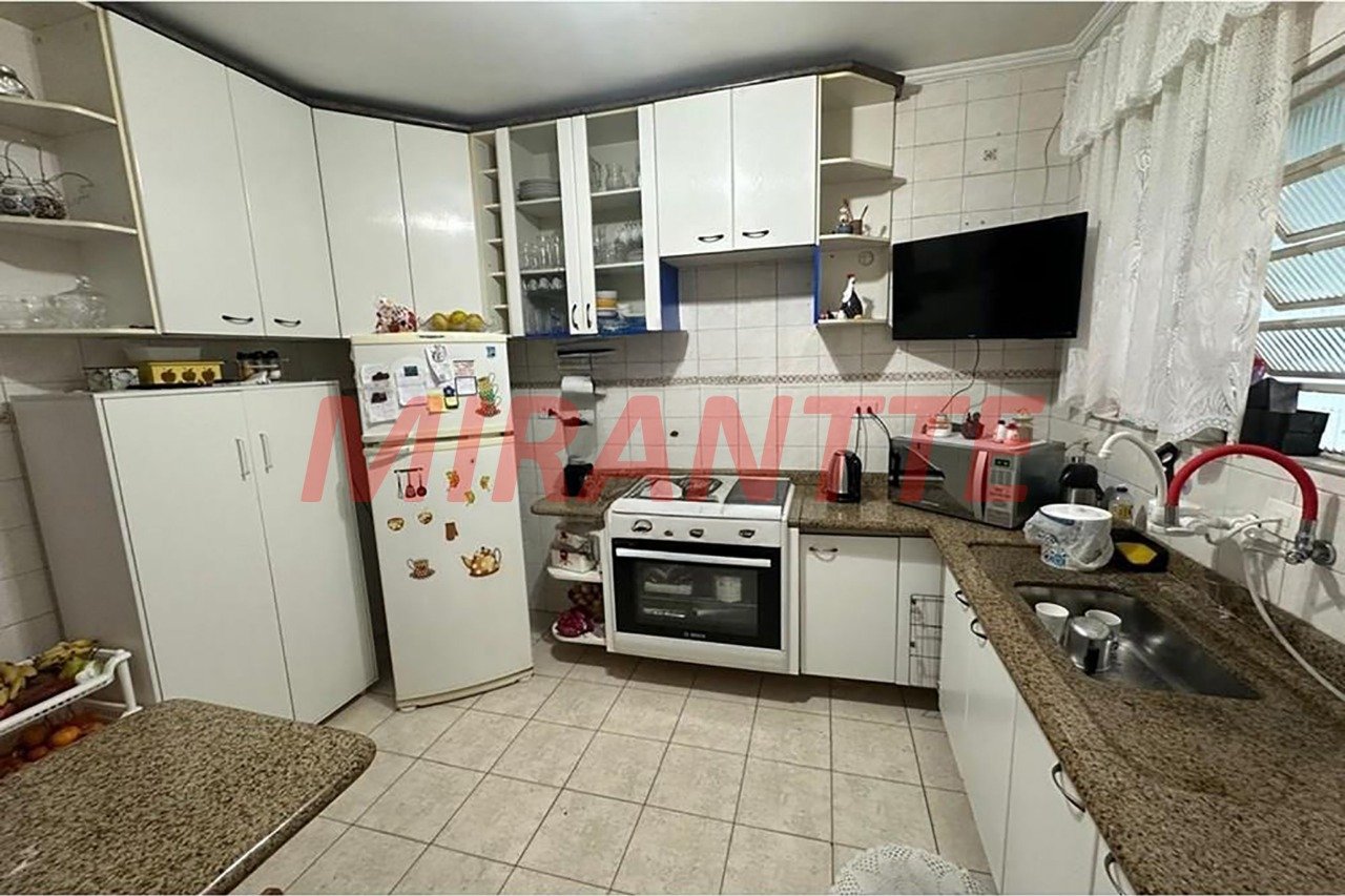 Casa terrea de 250m² com 3 quartos em residencial