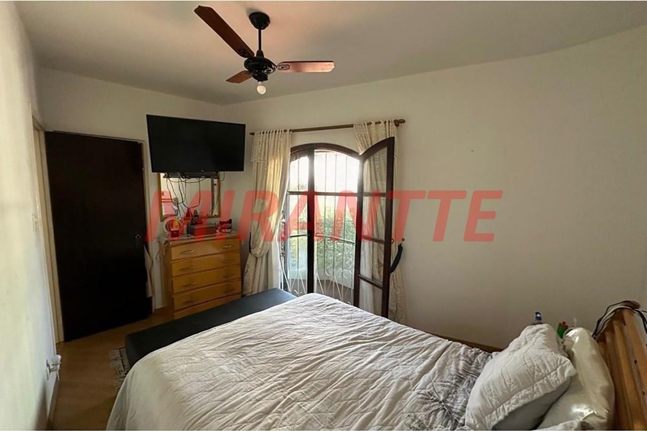Casa terrea de 250m² com 3 quartos em residencial