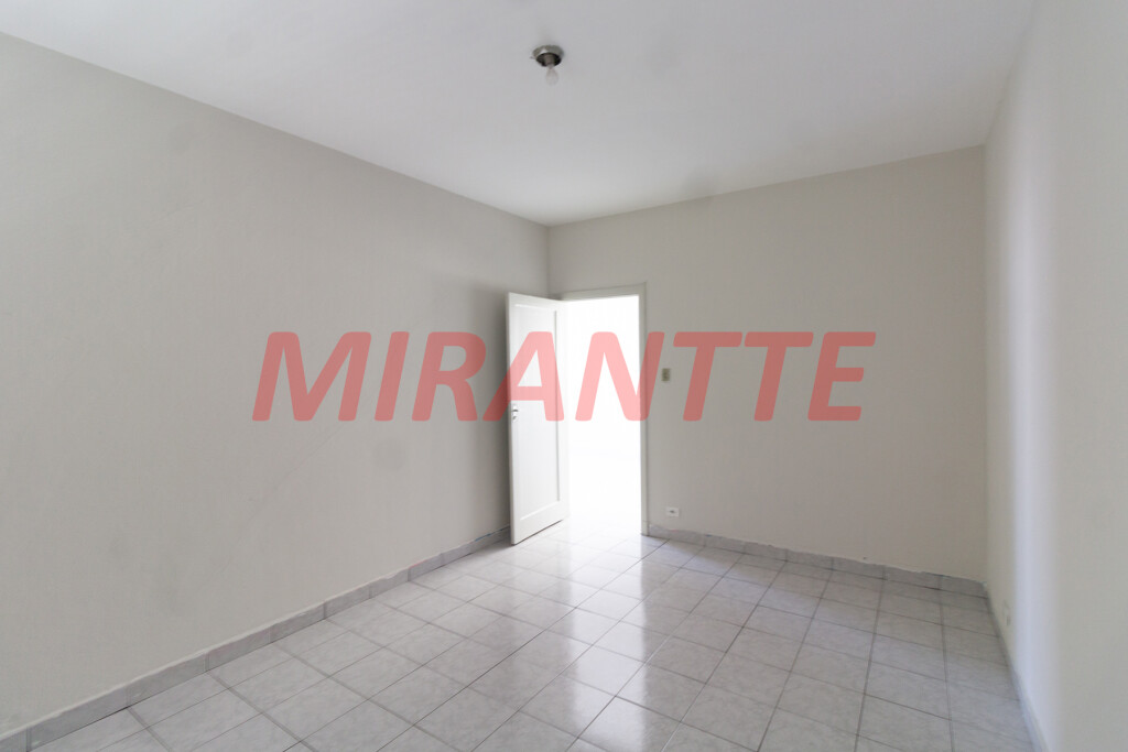 Comercial de 1207m² em Santana