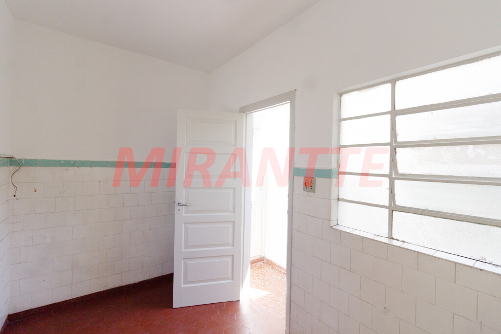 Comercial de 1207m² em Santana