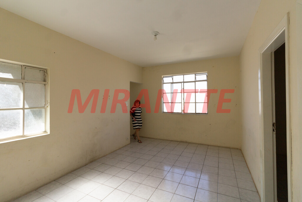 Comercial de 1207m² em Santana
