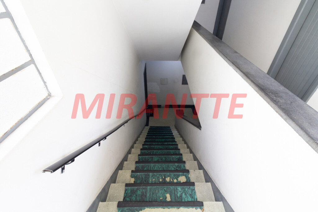 Comercial de 1207m² em Santana