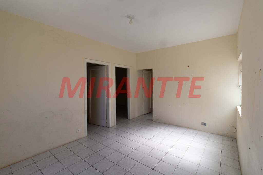 Comercial de 1207m² em Santana