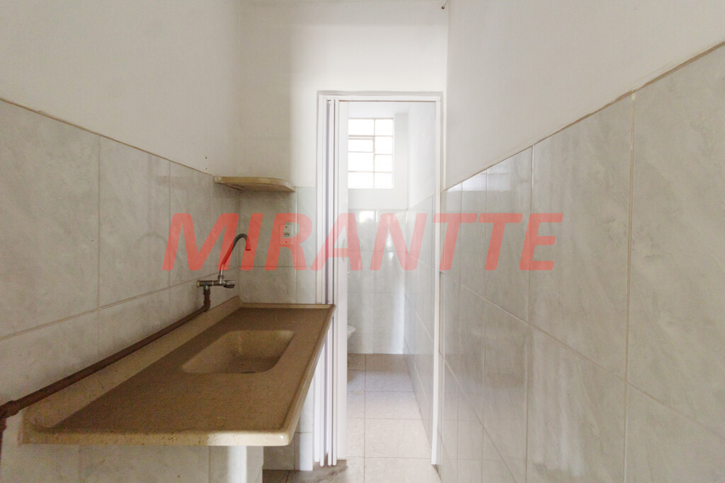 Comercial de 721m² em Santana