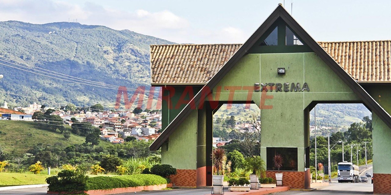 Terreno de 81650m² em Bairro da Lage