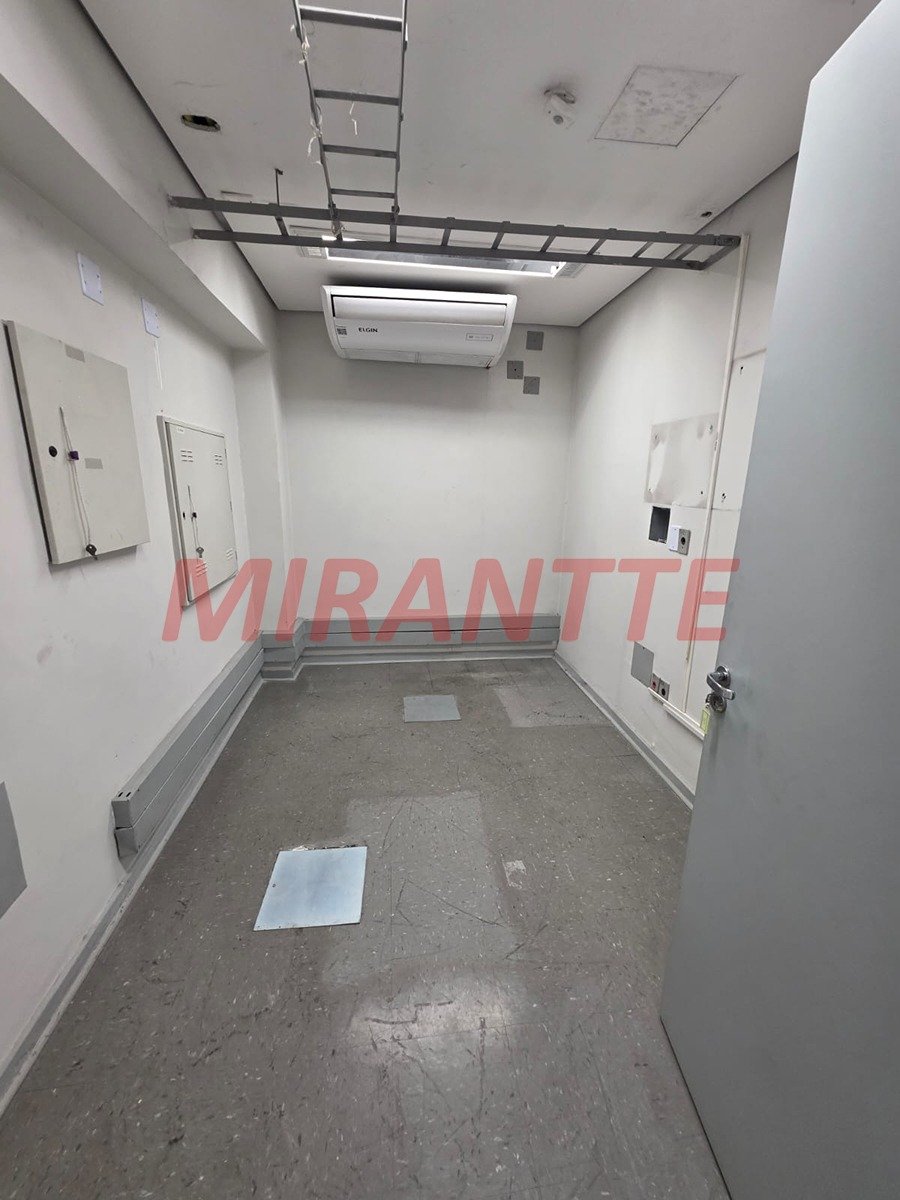 Galpao de 1200m² em Santana