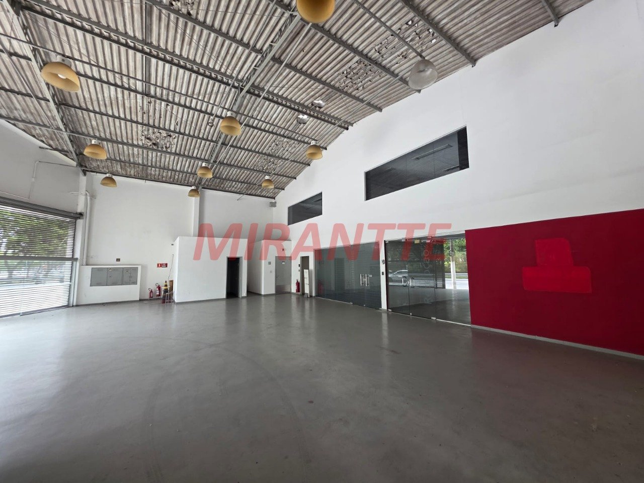 Galpao de 1200m² em Santana