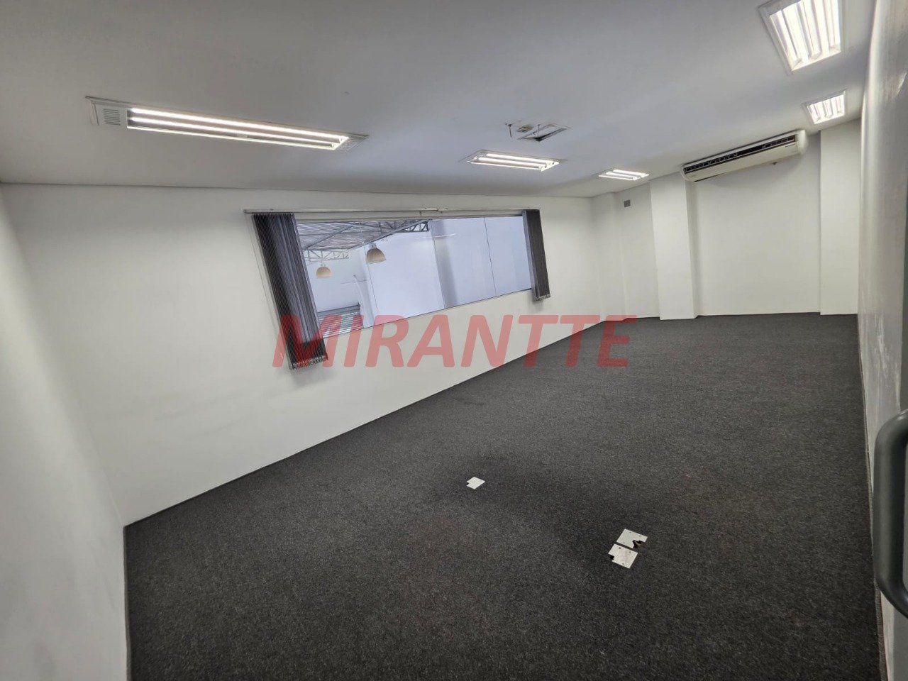Galpao de 1200m² em Santana