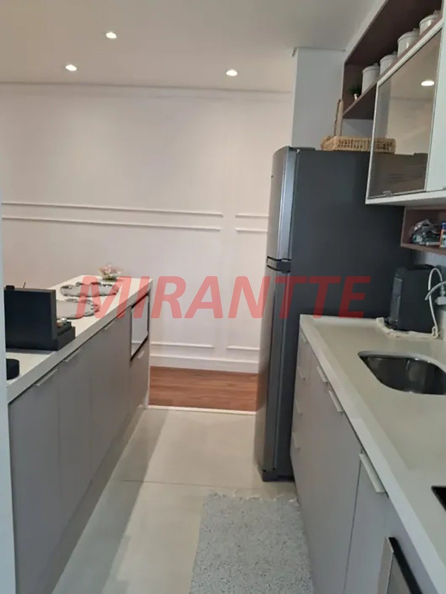 Apartamento de 60m² com 2 quartos em Vila Mazzei