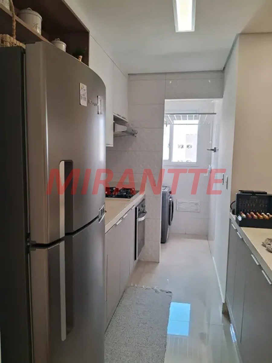 Apartamento de 60m² com 2 quartos em Vila Mazzei