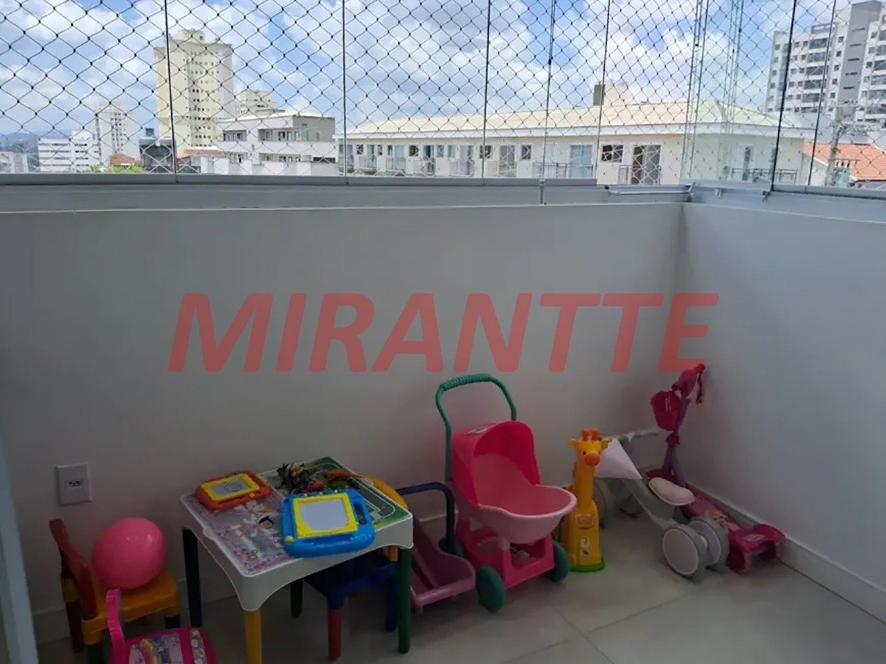 Apartamento de 60m² com 2 quartos em Vila Mazzei
