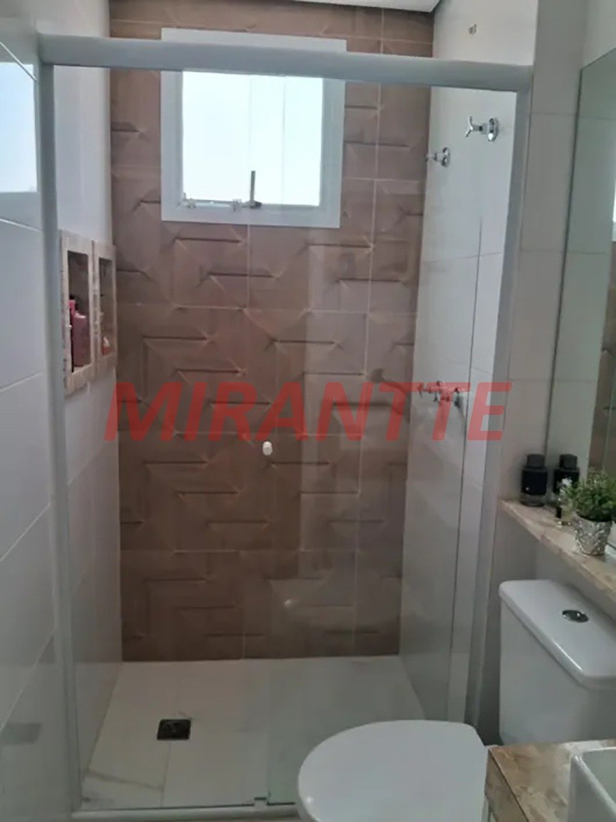 Apartamento de 60m² com 2 quartos em Vila Mazzei