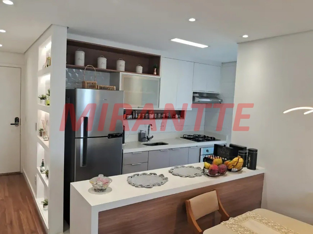 Apartamento de 60m² com 2 quartos em Vila Mazzei