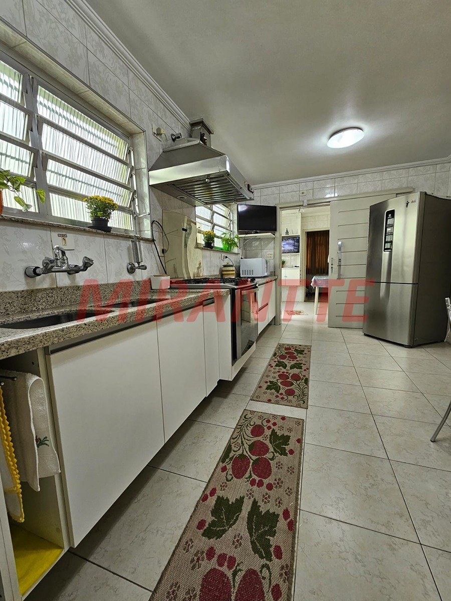 Casa terrea de 240m² com 4 quartos em Parque Mandaqui