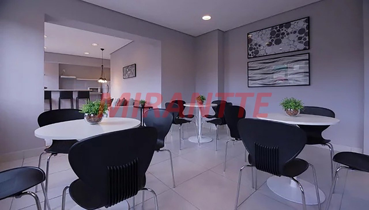 Apartamento de 70m² com 2 quartos em Centro