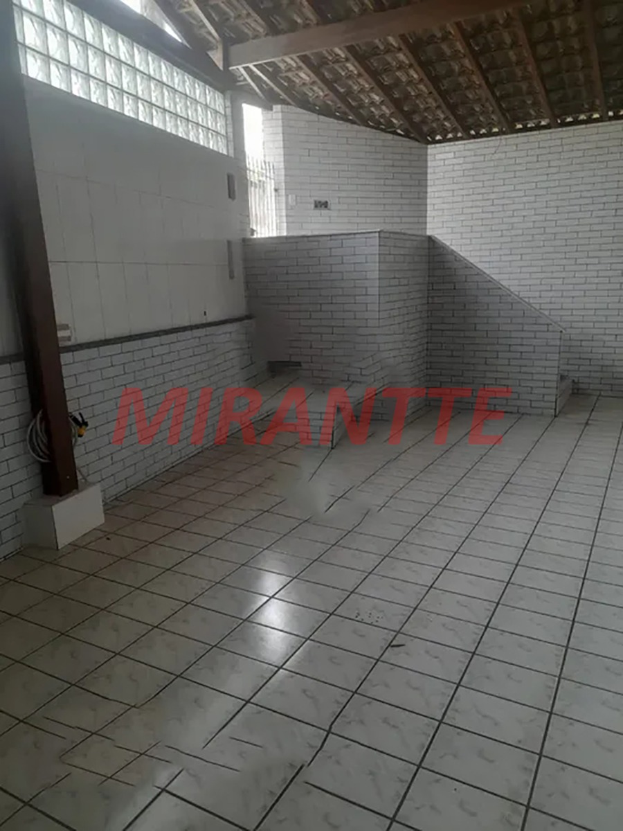 Casa terrea de 250m² com 3 quartos em Vila Diomar