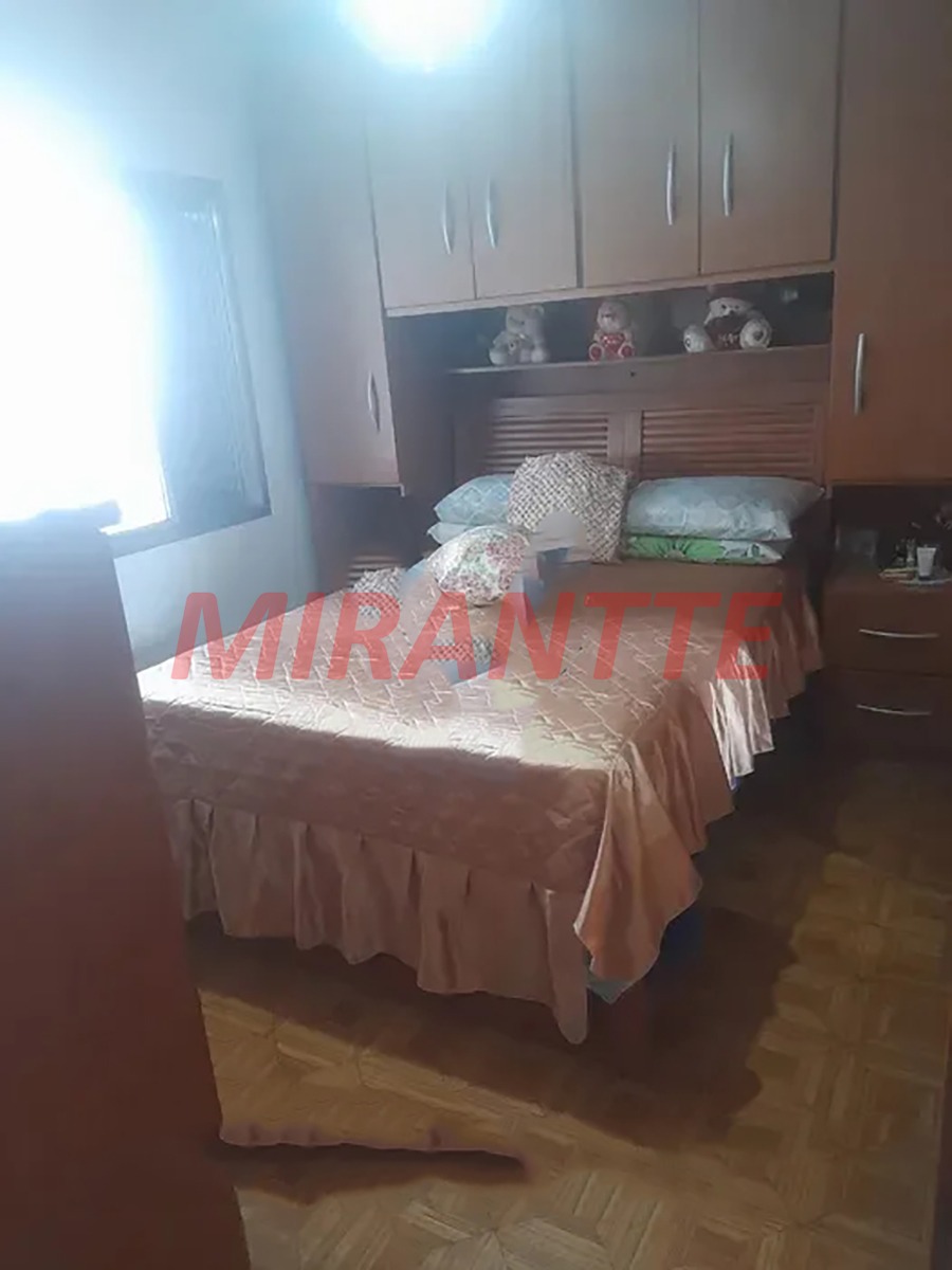 Casa terrea de 250m² com 3 quartos em Vila Diomar