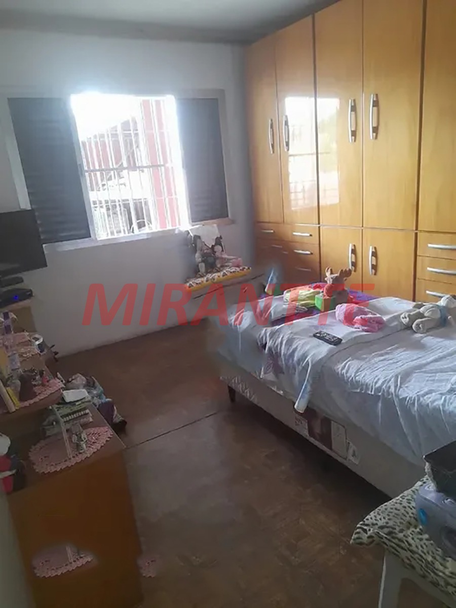 Casa terrea de 250m² com 3 quartos em Vila Diomar
