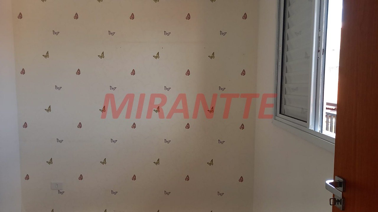 Apartamento de 42m² com 2 quartos em Chora Menino