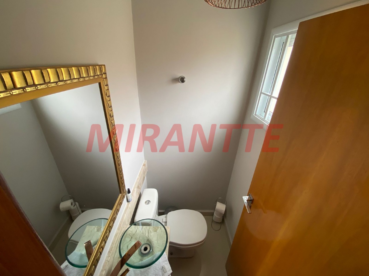 Cond. fechado de 180m² com 3 quartos em Vila Pauliceia