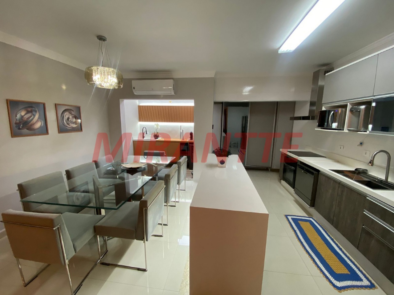 Cond. fechado de 180m² com 3 quartos em Vila Pauliceia