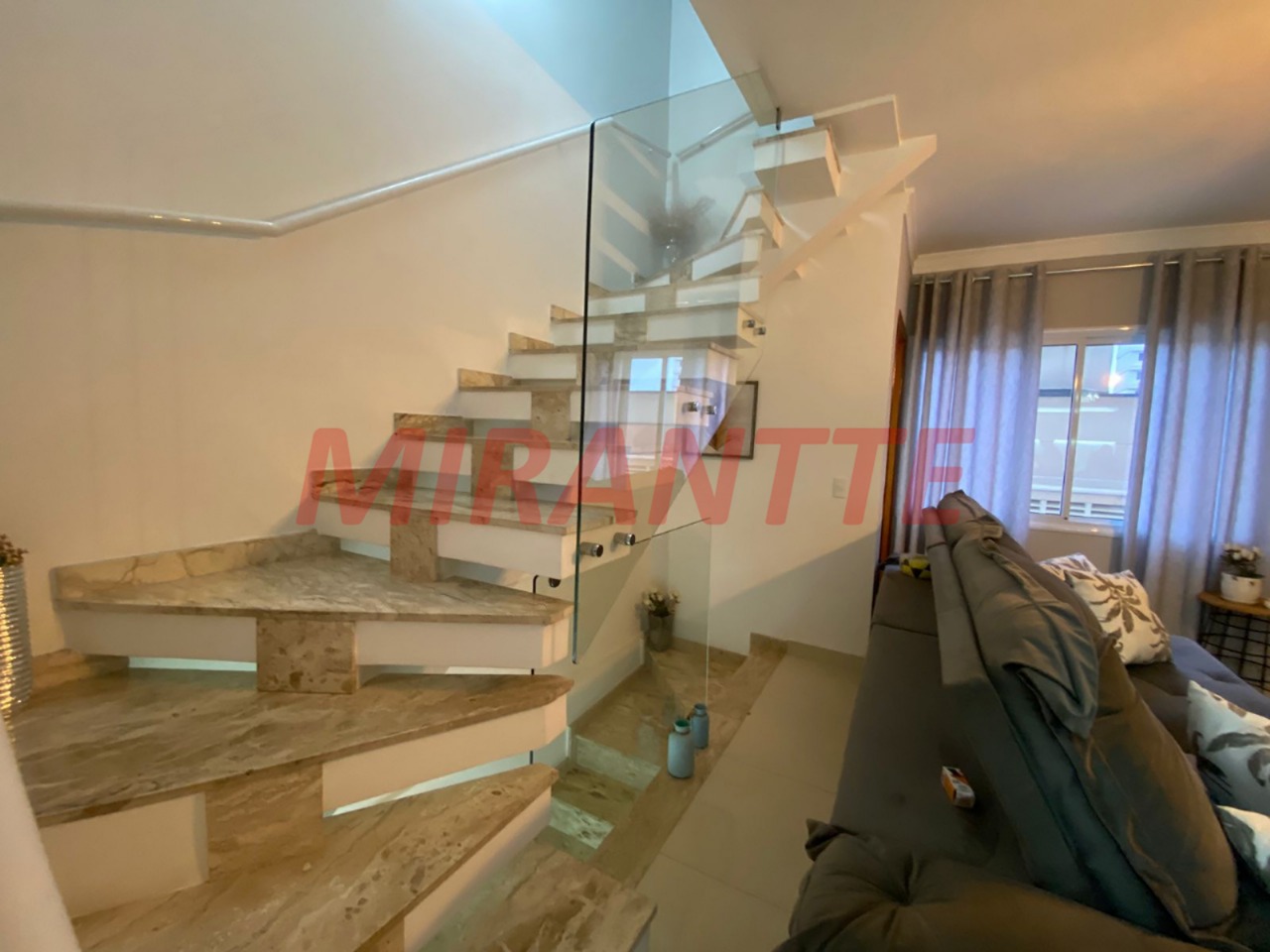 Cond. fechado de 180m² com 3 quartos em Vila Pauliceia