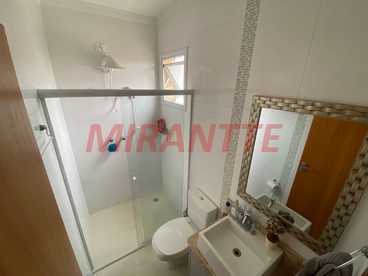 Cond. fechado de 180m² com 3 quartos em Vila Pauliceia