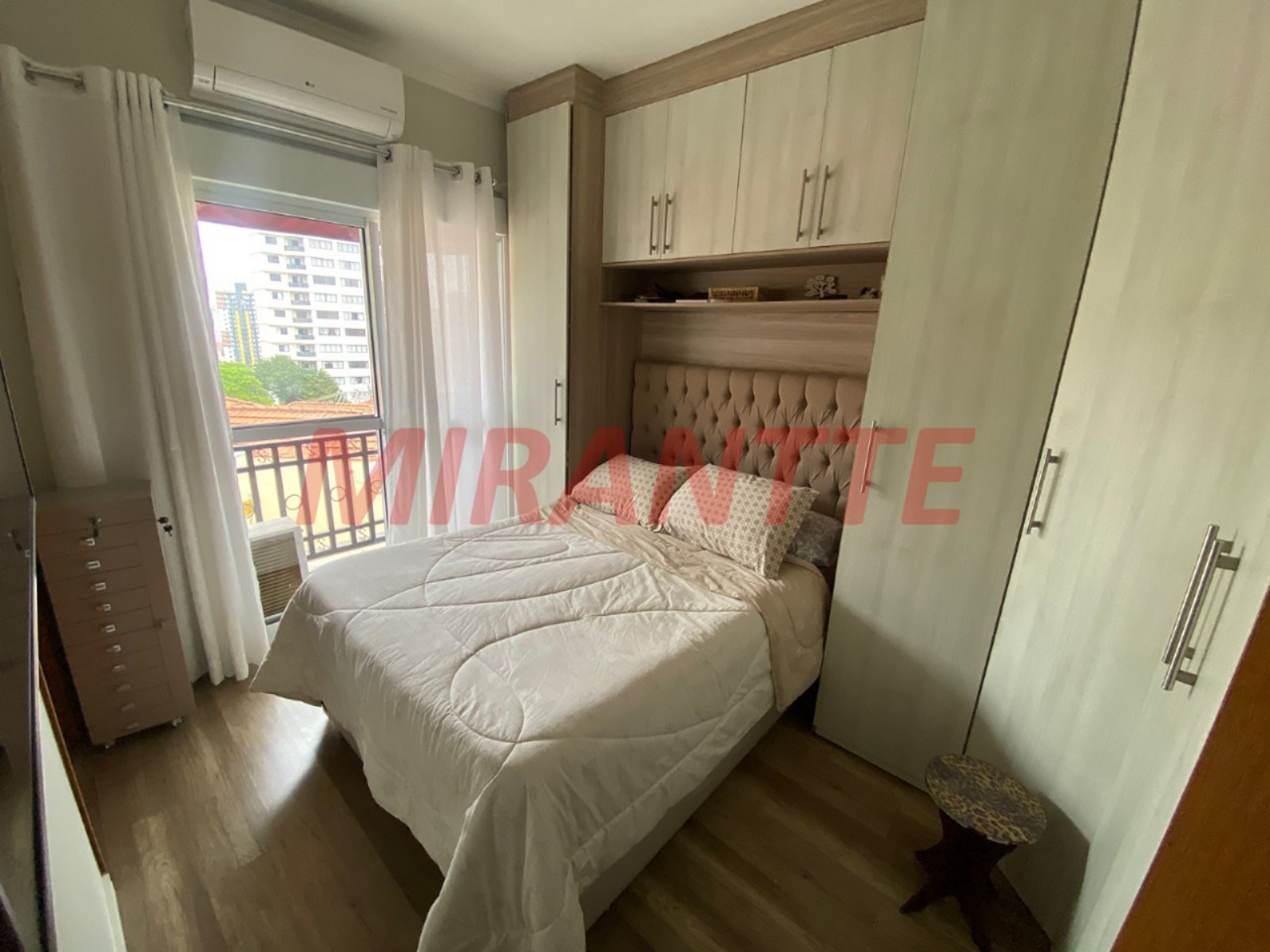Cond. fechado de 180m² com 3 quartos em Vila Pauliceia