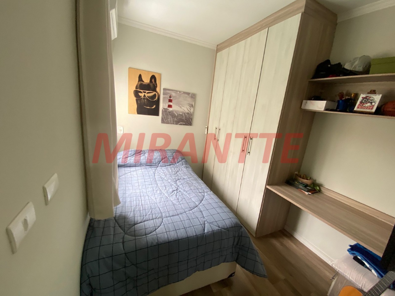 Cond. fechado de 180m² com 3 quartos em Vila Pauliceia