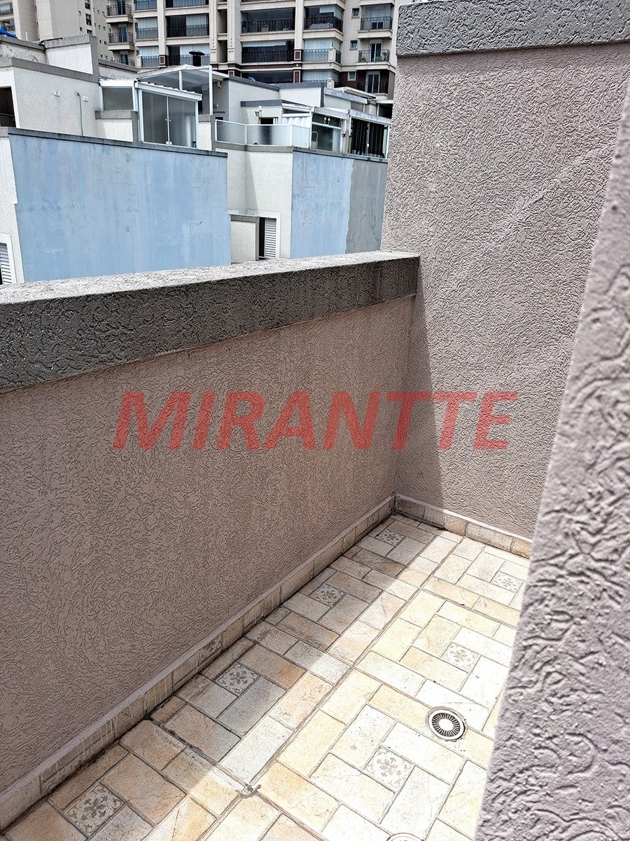 Cond. fechado de 61m² com 2 quartos em Santa Teresinha
