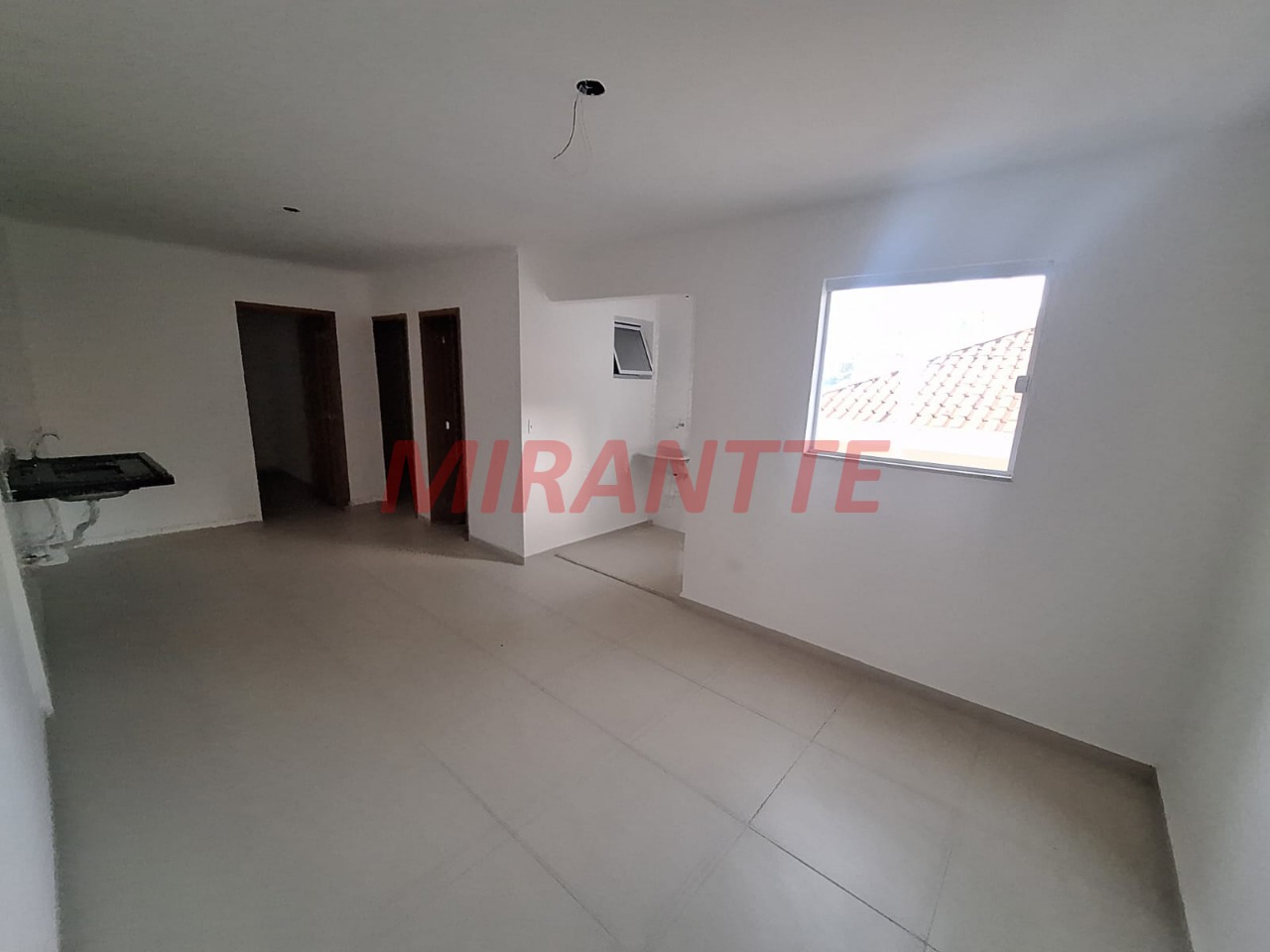 Apartamento de 44m² com 2 quartos em Água Fria