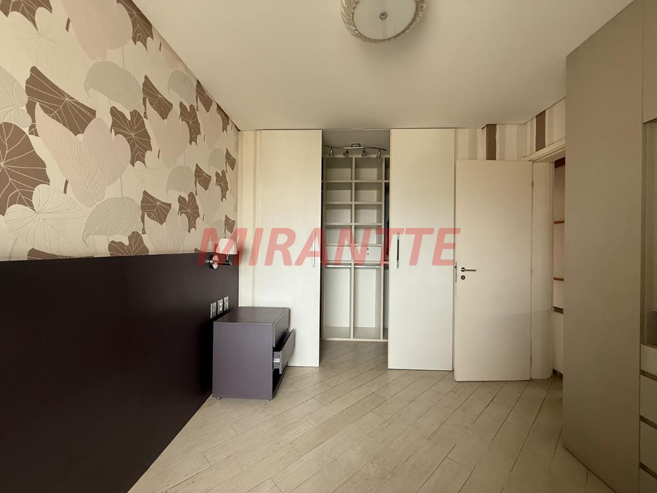 Cobertura de 265m² com 3 quartos em Santa Teresinha