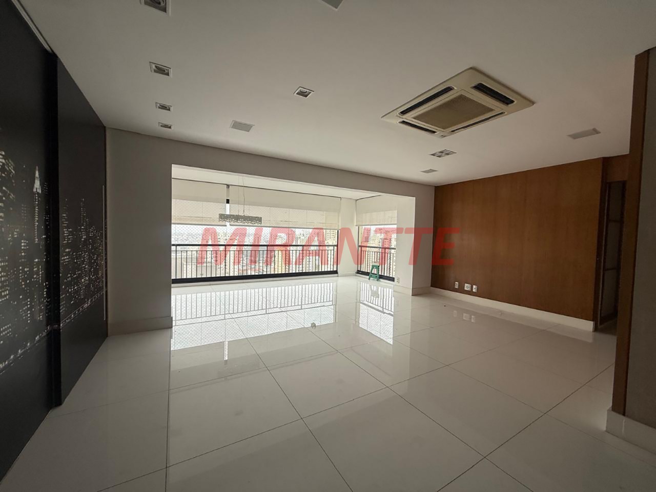Cobertura de 265m² com 3 quartos em Santa Teresinha