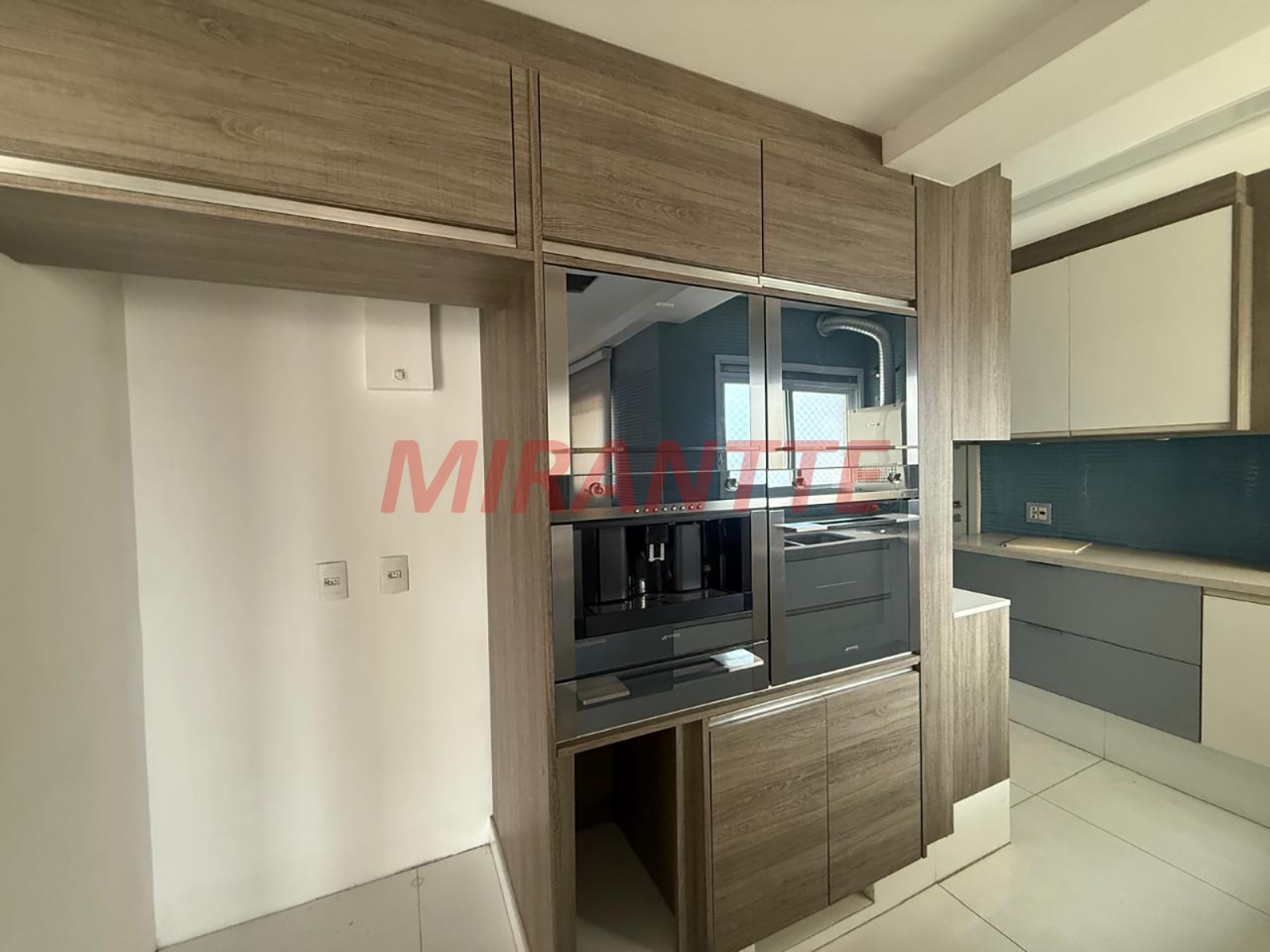 Cobertura de 265m² com 3 quartos em Santa Teresinha