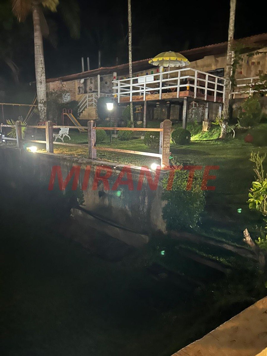 Casa terrea de 400m² com 5 quartos em Roseira