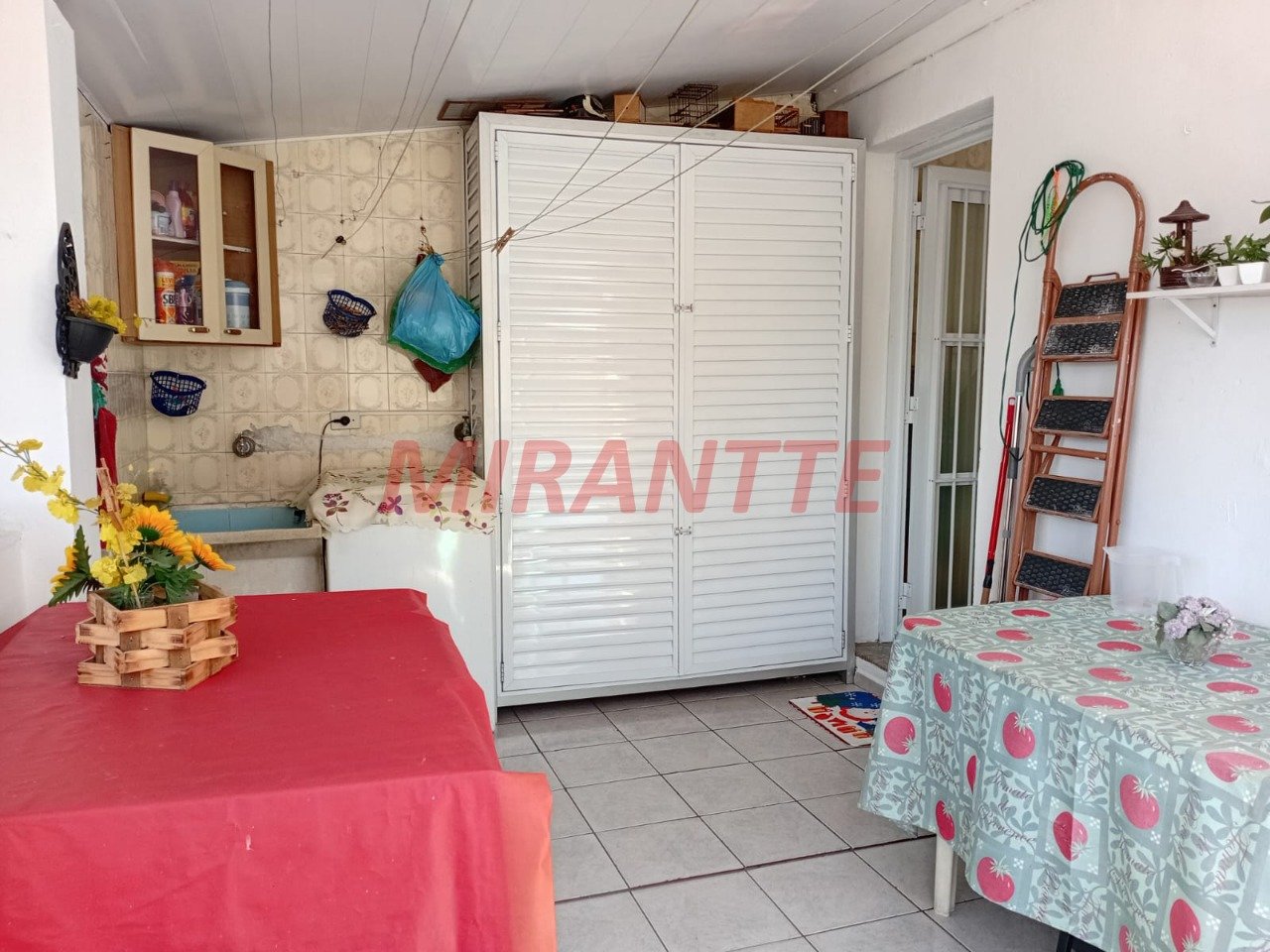 Sobrado de 216m² com 4 quartos em Lauzane Paulista