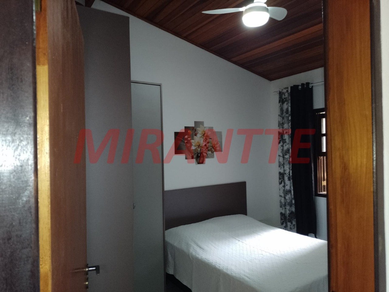 ChÁcara de 260m² com 6 quartos em Guararema