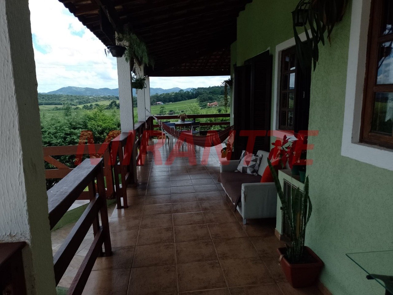 ChÁcara de 260m² com 6 quartos em Guararema