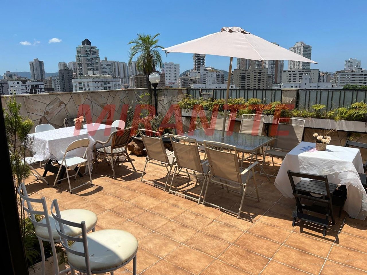 Cobertura de 361m² com 4 quartos em Ponta da Praia