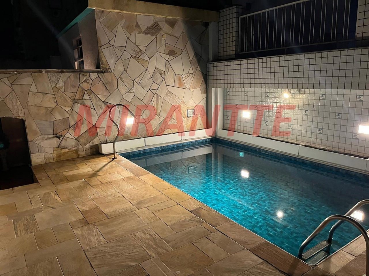 Cobertura de 361m² com 4 quartos em Ponta da Praia