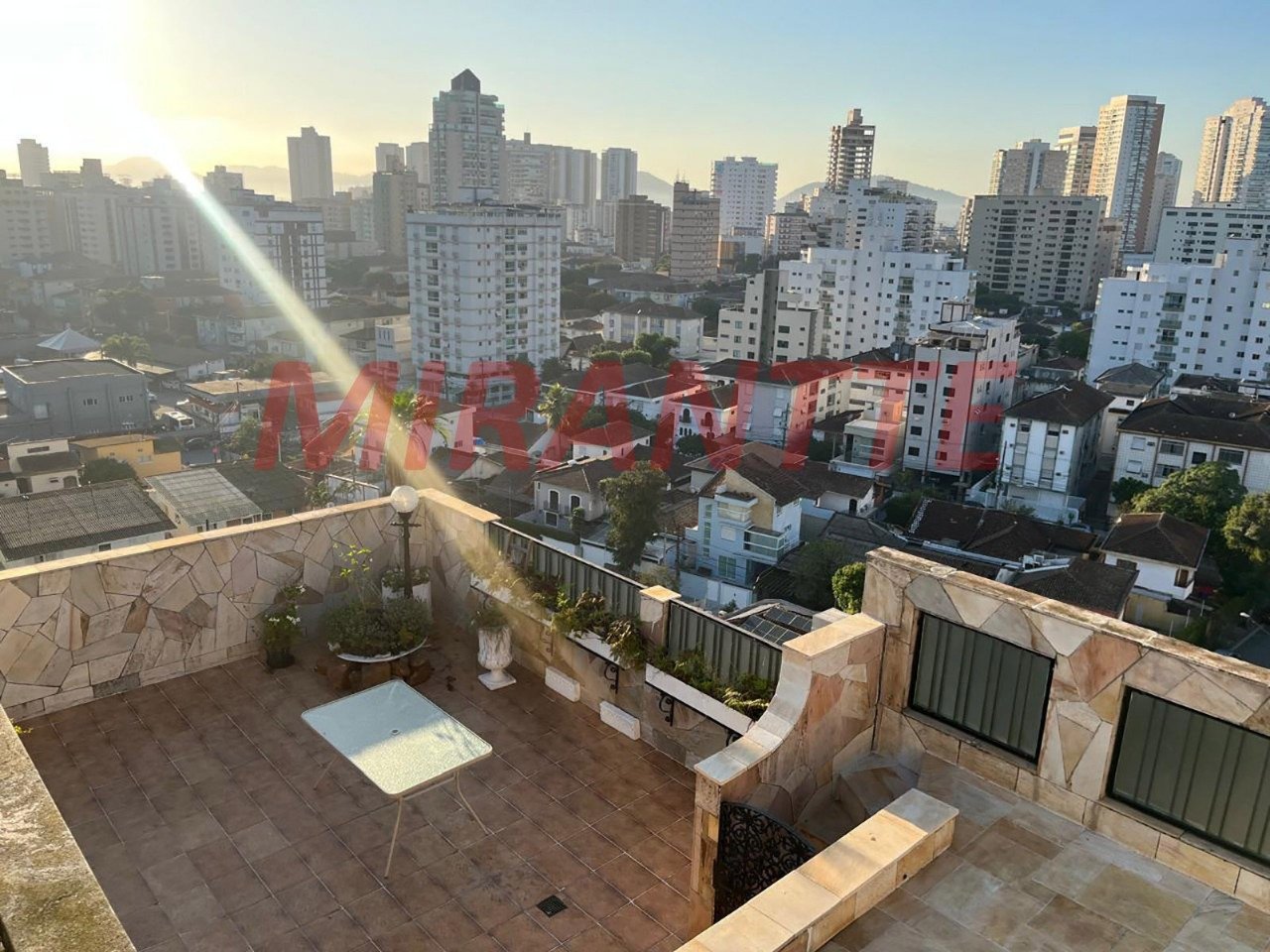 Cobertura de 361m² com 4 quartos em Ponta da Praia
