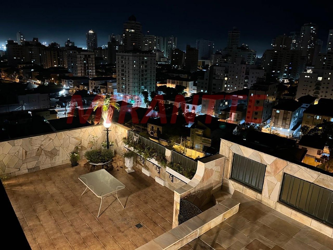 Cobertura de 361m² com 4 quartos em Ponta da Praia