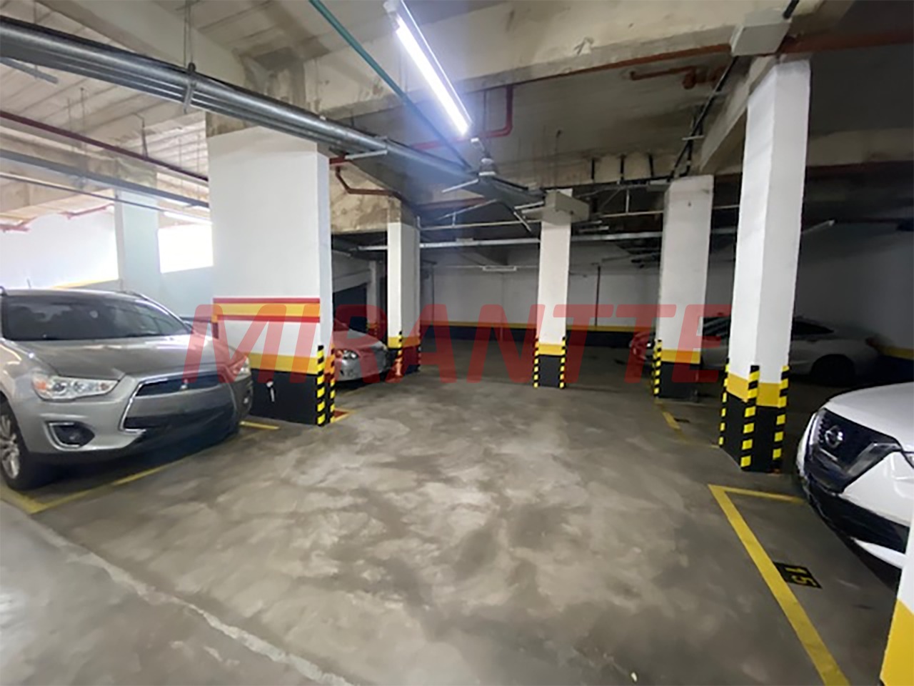Apartamento de 60m² com 2 quartos em Vila Mazzei