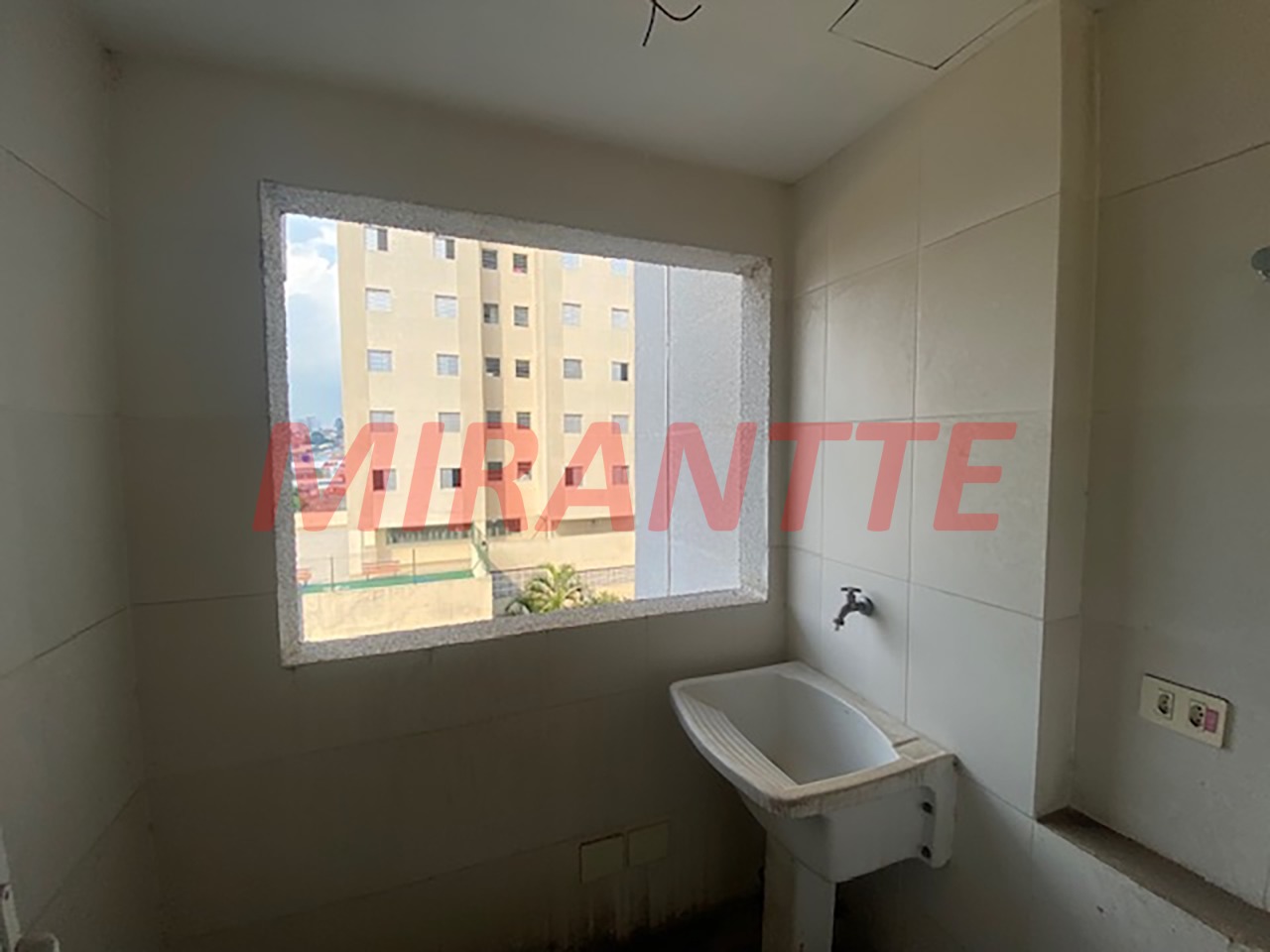 Apartamento de 60m² com 2 quartos em Vila Mazzei