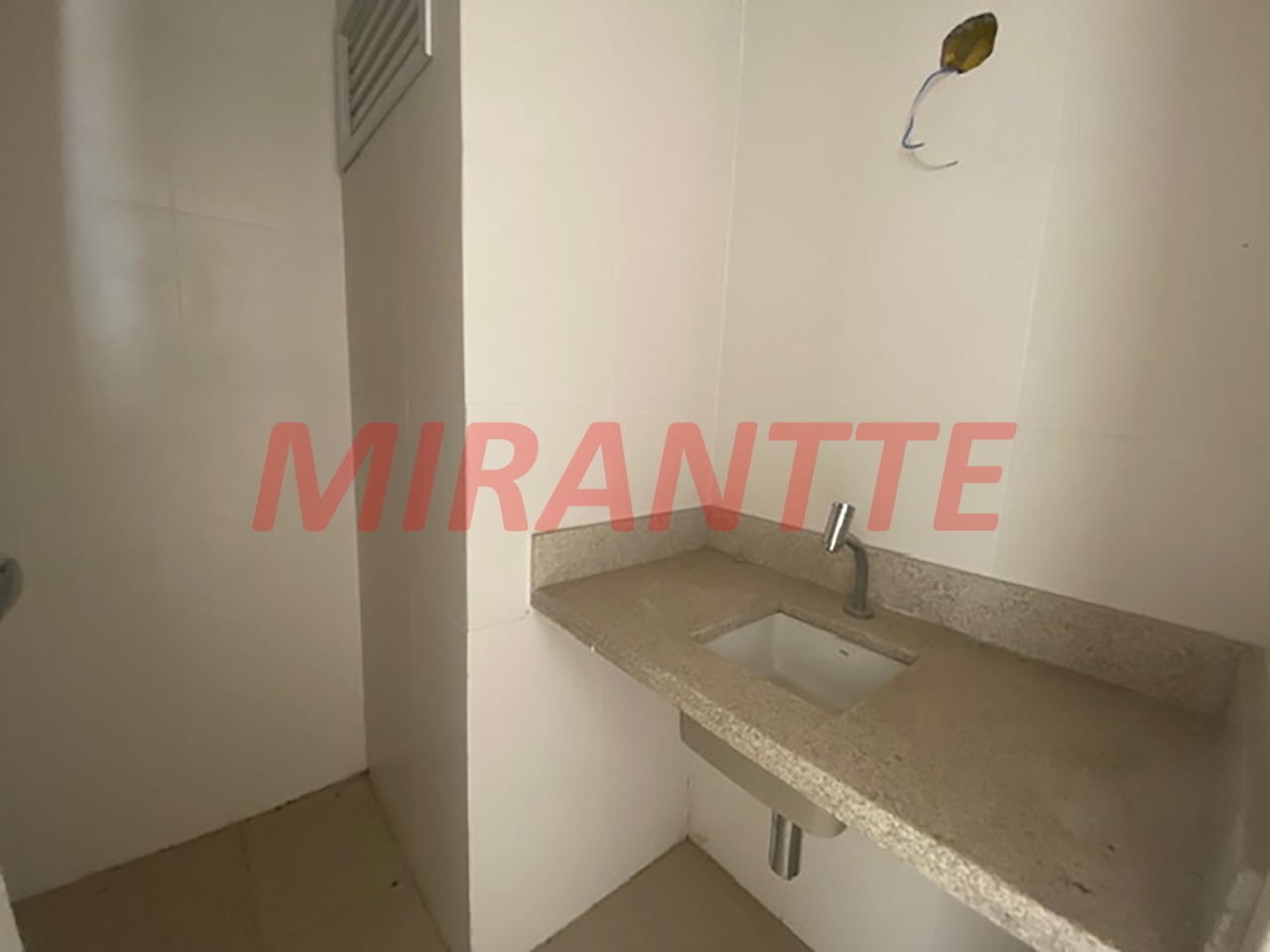 Apartamento de 60m² com 2 quartos em Vila Mazzei