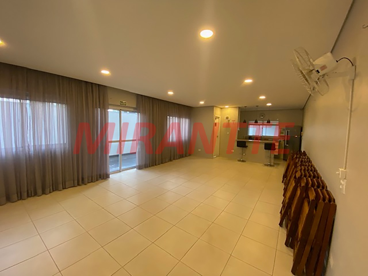 Apartamento de 60m² com 2 quartos em Vila Mazzei
